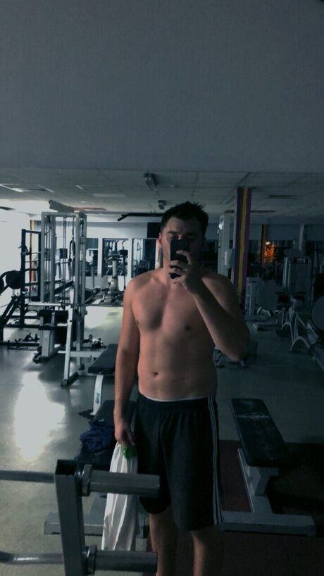 Tudor Mihai only fans pics