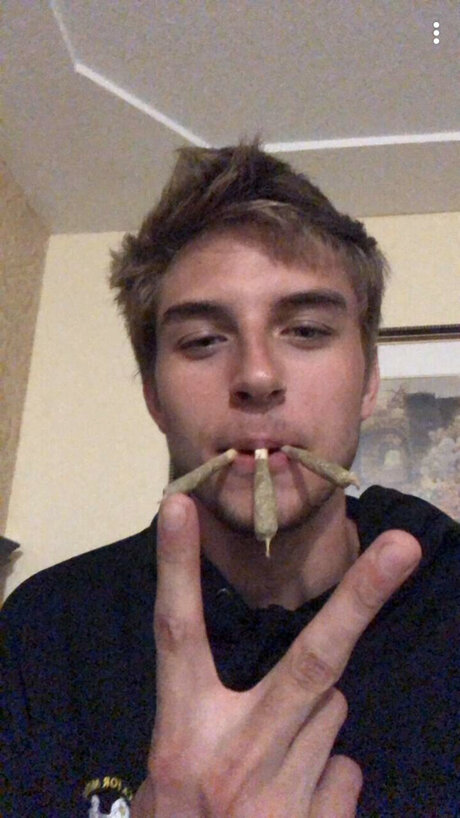 Josh Olson leaked onlyfans naked