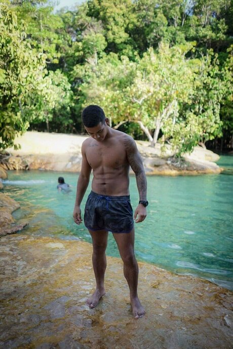 Hugo columbiano onlyfans naked