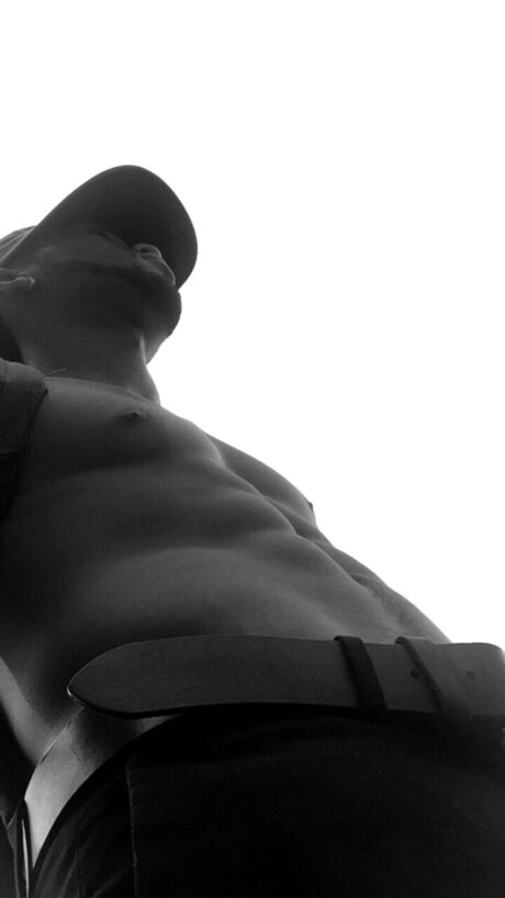 LightskinC onlyfans star