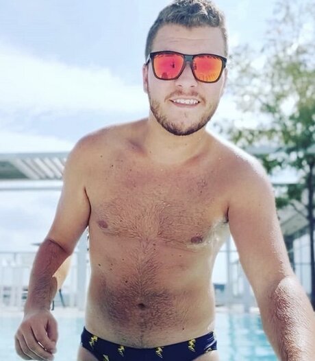 Vic Holbrook onlyfans content