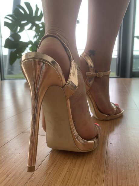 Feeturing G leaked onlyfans free