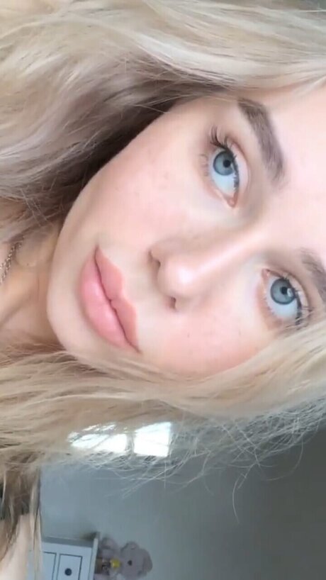 emilie nude leak onlyfans