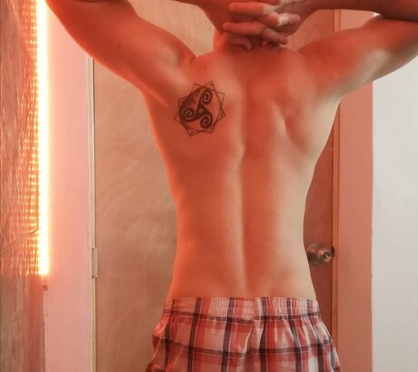 Andy Saenx nude on onlyfans