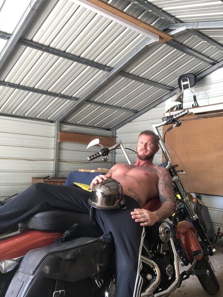 Bifunguy with bi gf leaked onlyfans content