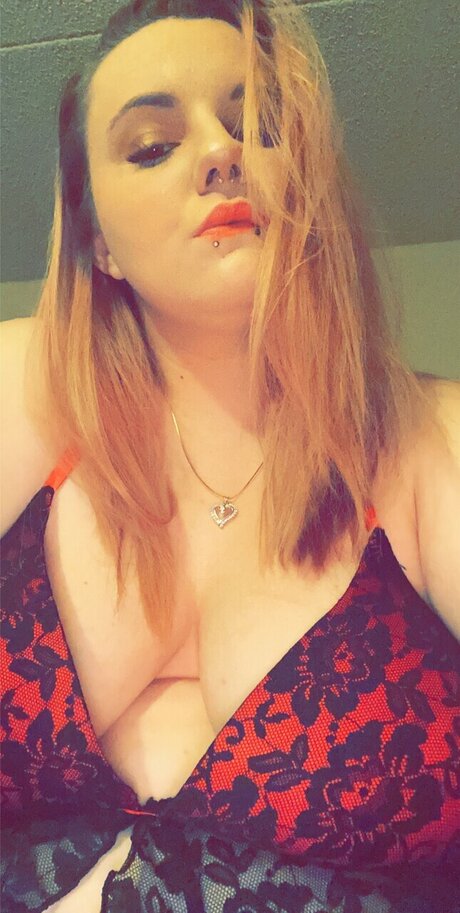 LaShea topless onlyfans