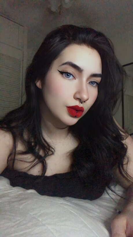 Aglael onlyfans model