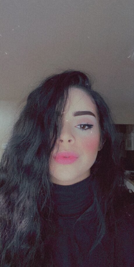 R I A H leaked onlyfans