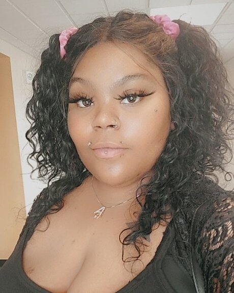 Sunshiine Mariie onlyfans nudes porn