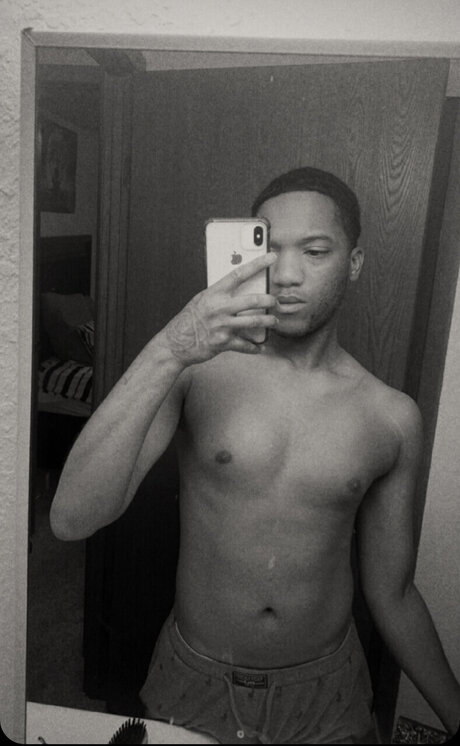 Rocket_ onlyfans ass