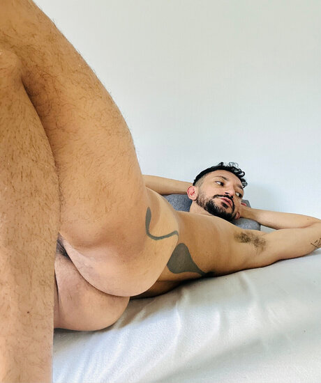 Carlos Riibe en onlyfans