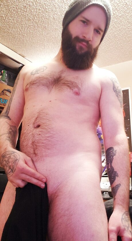 SingleTattooedStud onlyfans desnuda