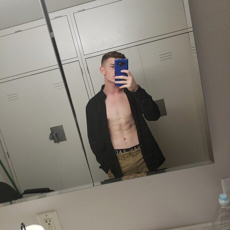 Brandon Reynolds onlyfans x