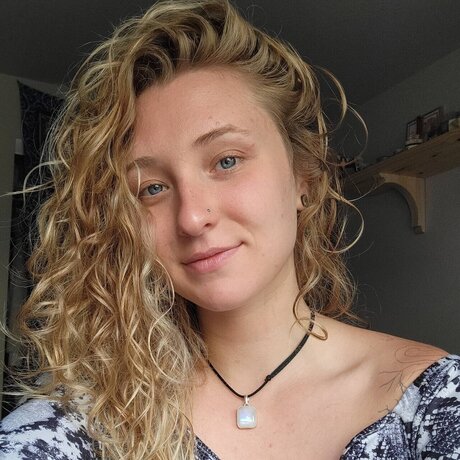 Ivy Climbs naked onlyfans pics