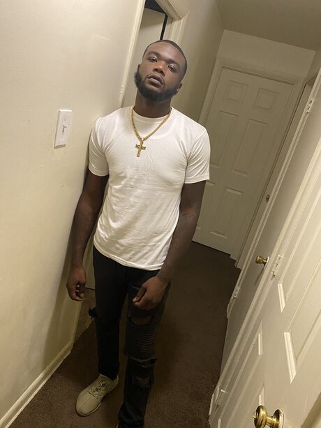 Daddy Grizz nude only fans leaks