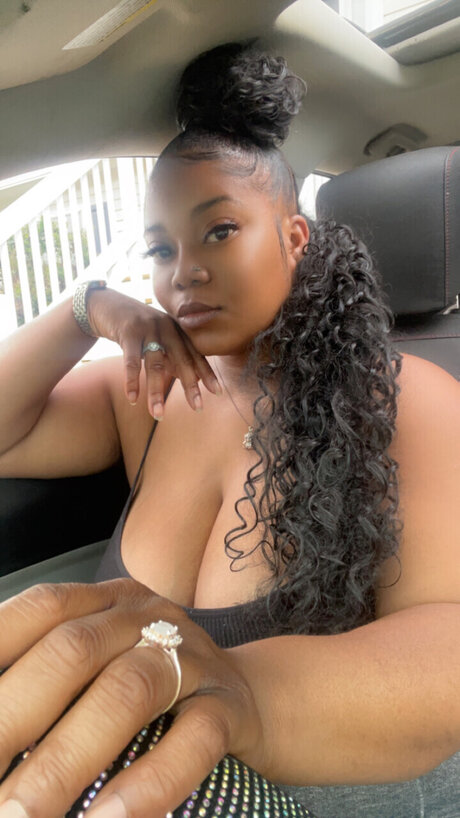 Sweetcaramel93 onlyfans naked leaks