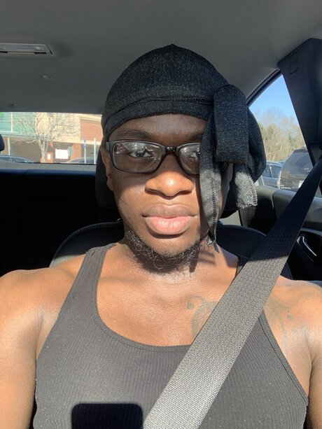 Stu Worships onlyfans photos