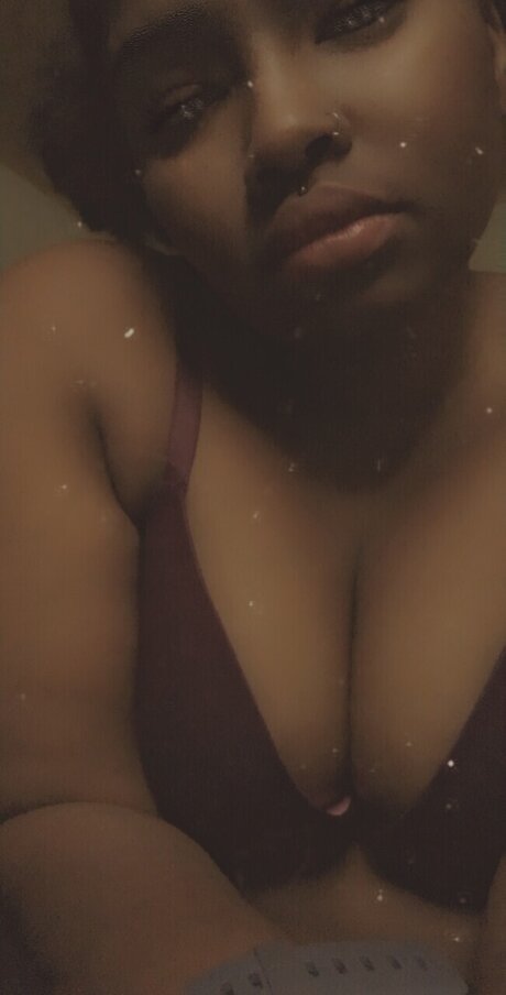 Lady Lavender18 onlyfans desnuda