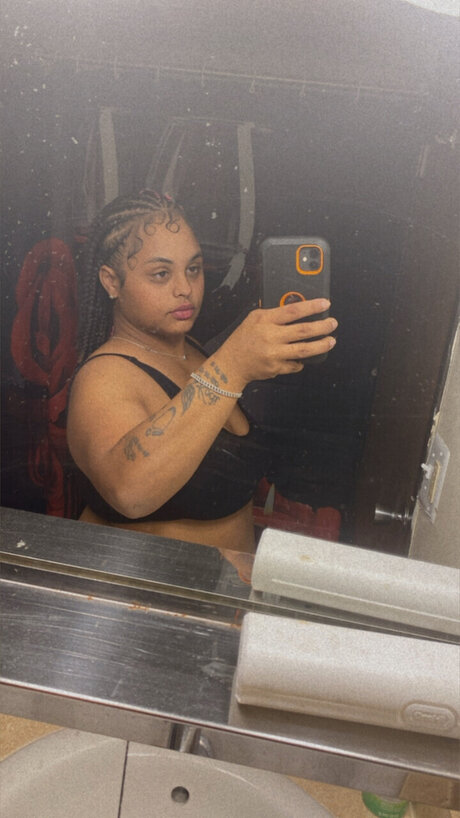 LightbrightbbyA onlyfans leaked.