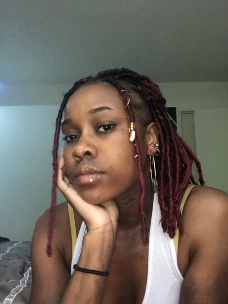 RayChyna Miles only fans