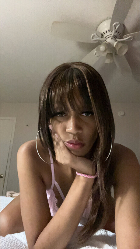 Slim Kuddi nude leaked onlyfans