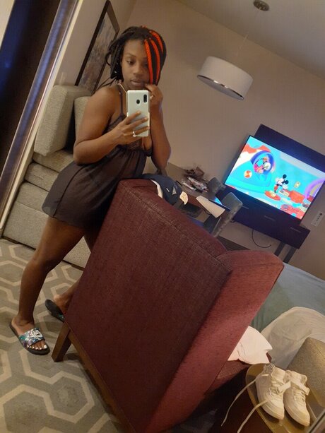 Sweet Chocolate onlyfans images