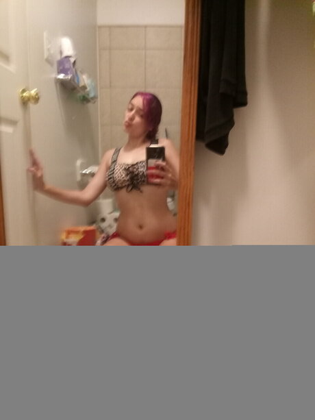 GreenEyedBeauty onlyfans leaks