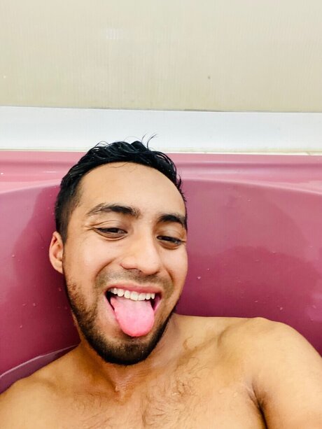 Isai Equihua onlyfans lean