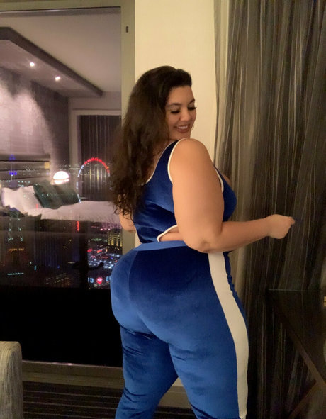 Buttercream19 only fans pics