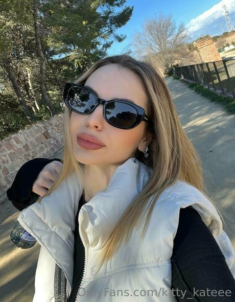 kitty kateee onlyfans picture