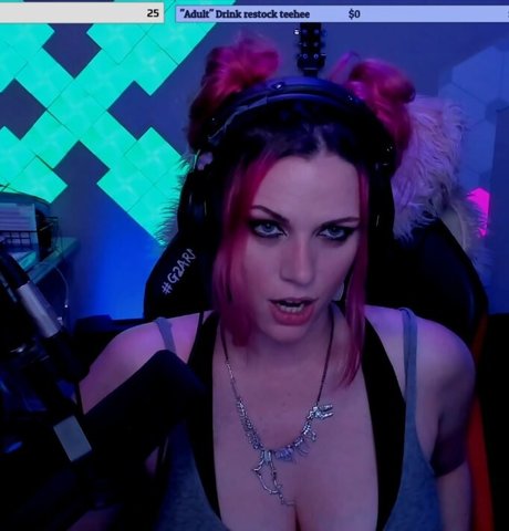 scxrlet64 onlyfans leaked photos