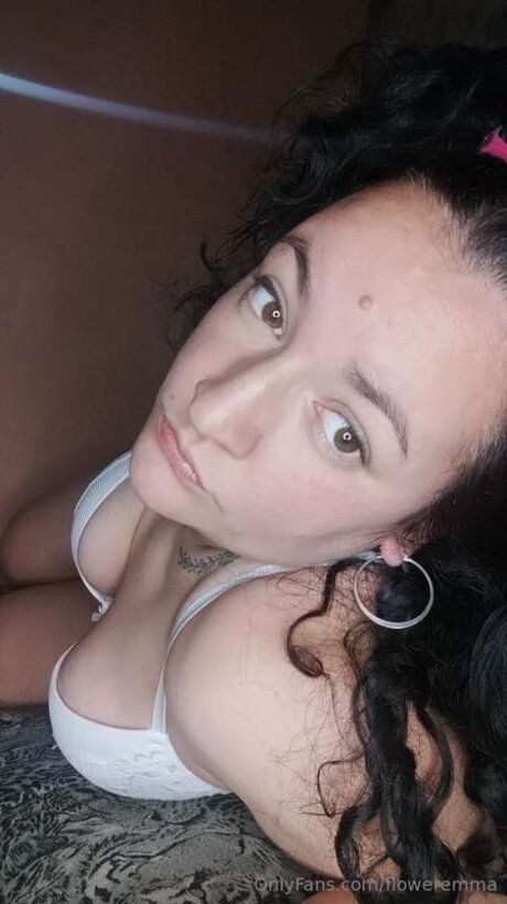 floweremma porn onlyfans leaks