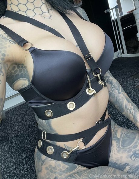 Bee Phillips onlyfans photo