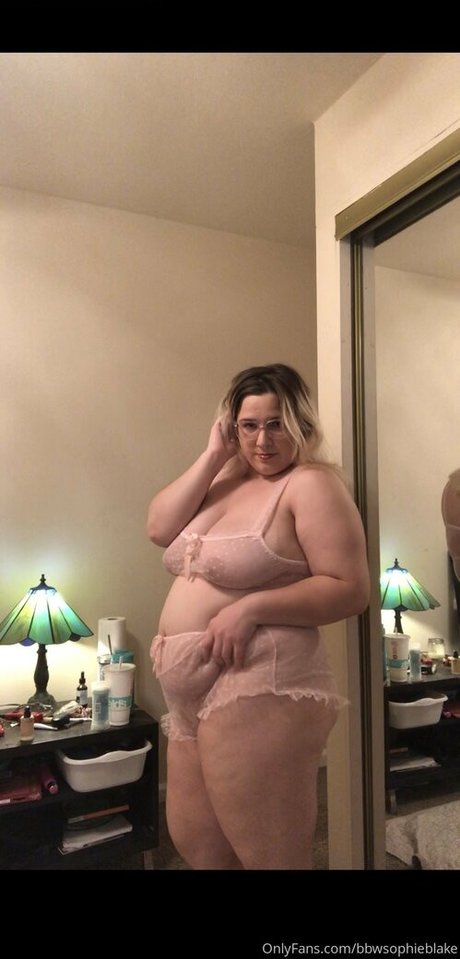 bbwsophieblake onlyfans pic