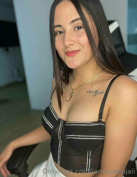 iamqueenjaii onlyfans pic