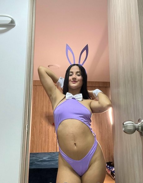 iamqueenjaii onlyfans xxx