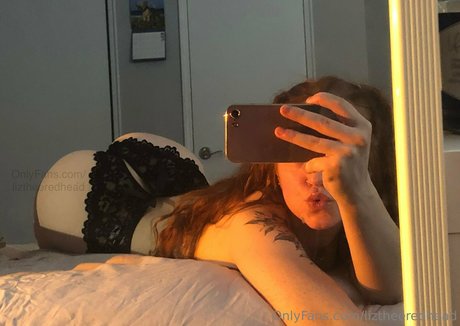liztheeredhead onlyfans nude porn