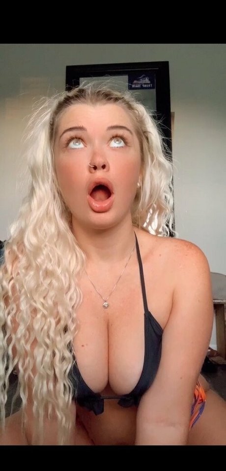 thaslinkytwinkyshow nudes onlyfans