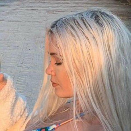 thaslinkytwinkyshow onlyfans porn leak