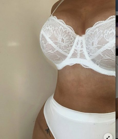 caitjxo onlyfans nude photos