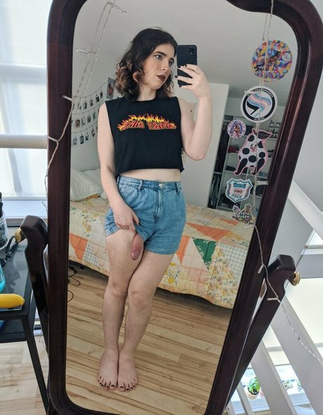 wildflowerfaye onlyfans archive