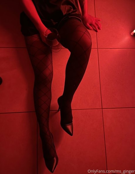 ms ginger onlyfans model photo