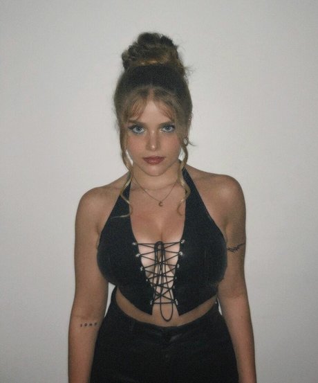 Gabriella Couto onlyfans photos