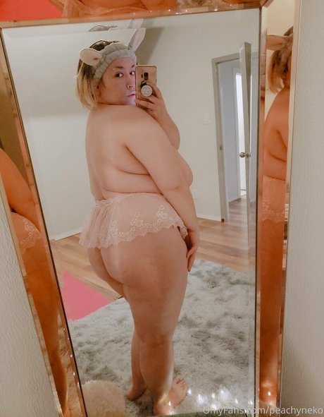 peachyneko onlyfans leaks free