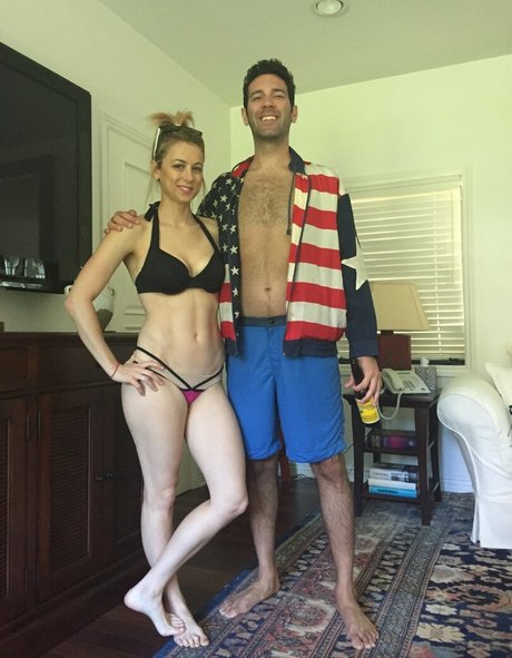 Iliza Shlesinger onlyfans leaked porn