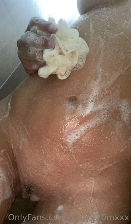 Caren Souza onlyfans striptease