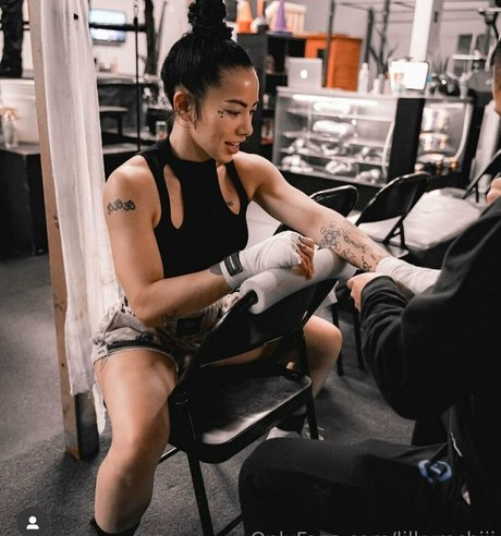 lilkymchiii ass onlyfans