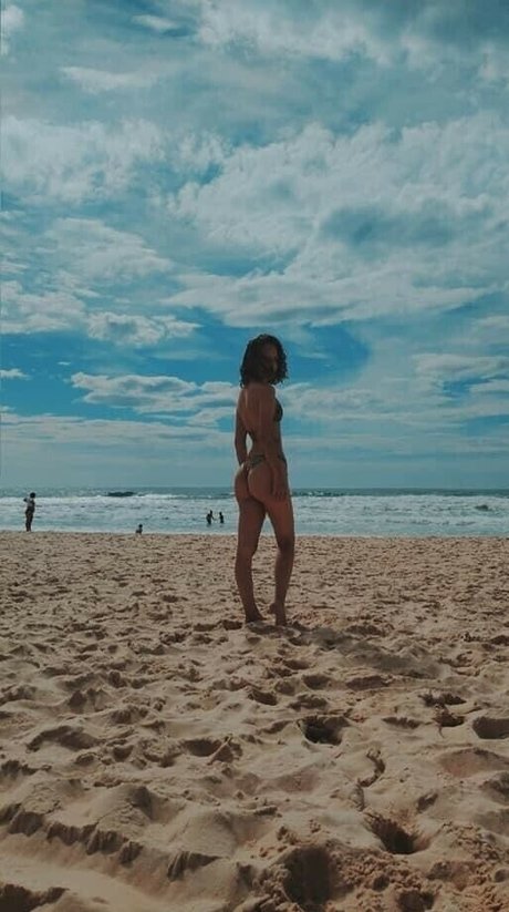 Lais Oening onlyfans model images