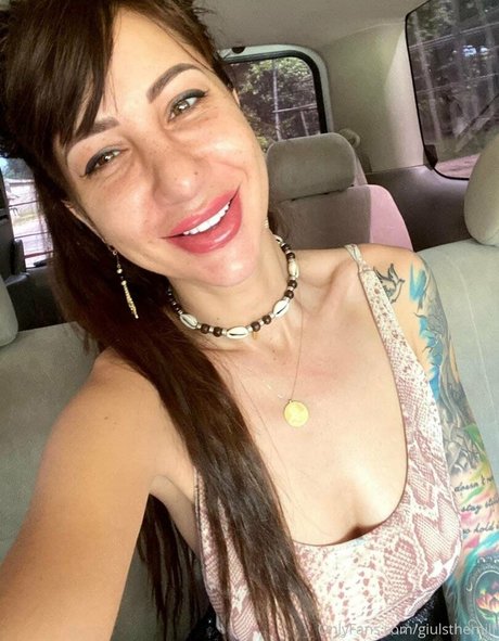 giulsthemilf desnuda onlyfans