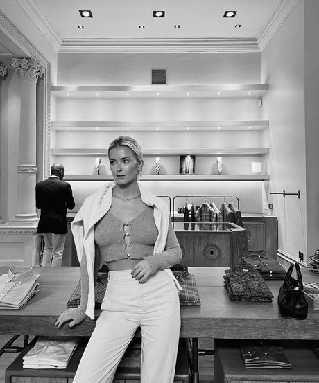 Olivia Bentley onlyfans nide